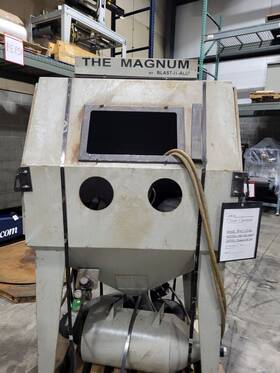 M44-adc Blast-it-all Magnum Sandblaster