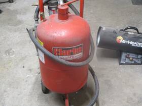 Psg5jl6125ps7xjmj Clarke 5 Gallon Sand Blaster 60-110 Psi High Pressure Sandblaster Used