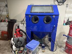 Eastwood 98019 B60 Abrasive Blasting Media Blast Cabinet With Dust Collection