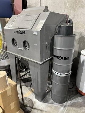 101698cb-a Econoline Blasting Cabinet With Dust Collector