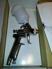 Professional Gun. Feed Central Spray Pneumatic 7.5oz Paint Gravity Gun