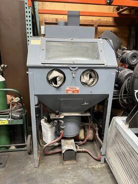 Dp850 Trinco Sandblasting Cabinet 48x48 S.l. Direct Pressure With Dust Collector