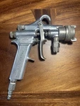 Devilbiss MBC-510 Conventional Paint Spray Gun 64HDD Type Vintage Usa. Fixed Price $100.00.
