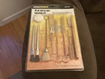 19 Pc Spray Gun Cleaning Kit By Central Pneumatic New Sealed, Item #99634. Fixed Price $12.25.