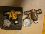 Adjustable Brass Water Pressure Regulator With Fluid Filled Gauge.. Fixed Price $30.00.