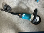 Very Nice! Makita NO.9227C 6 Speed 7" Polisher/buffer/sander 120 10 Amp. Fixed Price $200.00.