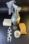 Vintage Sears Metal Paint Spray Gun Model 106.157120 50LBS Psi F16J VM01. Fixed Price $60.00.