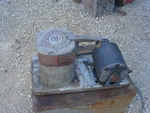 Vintage Craftsman 283.18580 Oilless Paint Sprayer W/ 1/4 Hp Motor Runs. Fixed Price $40.00.