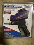Central Pneumatic Sand Blaster 45998 Gravity Feed Abrasive Tool (A2). Fixed Price $15.00.