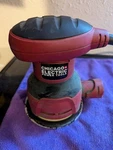 Chicago Electric 62216 Red/black 120V Heavy Duty Palm Finishing Sander (t). Fixed Price $28.40.